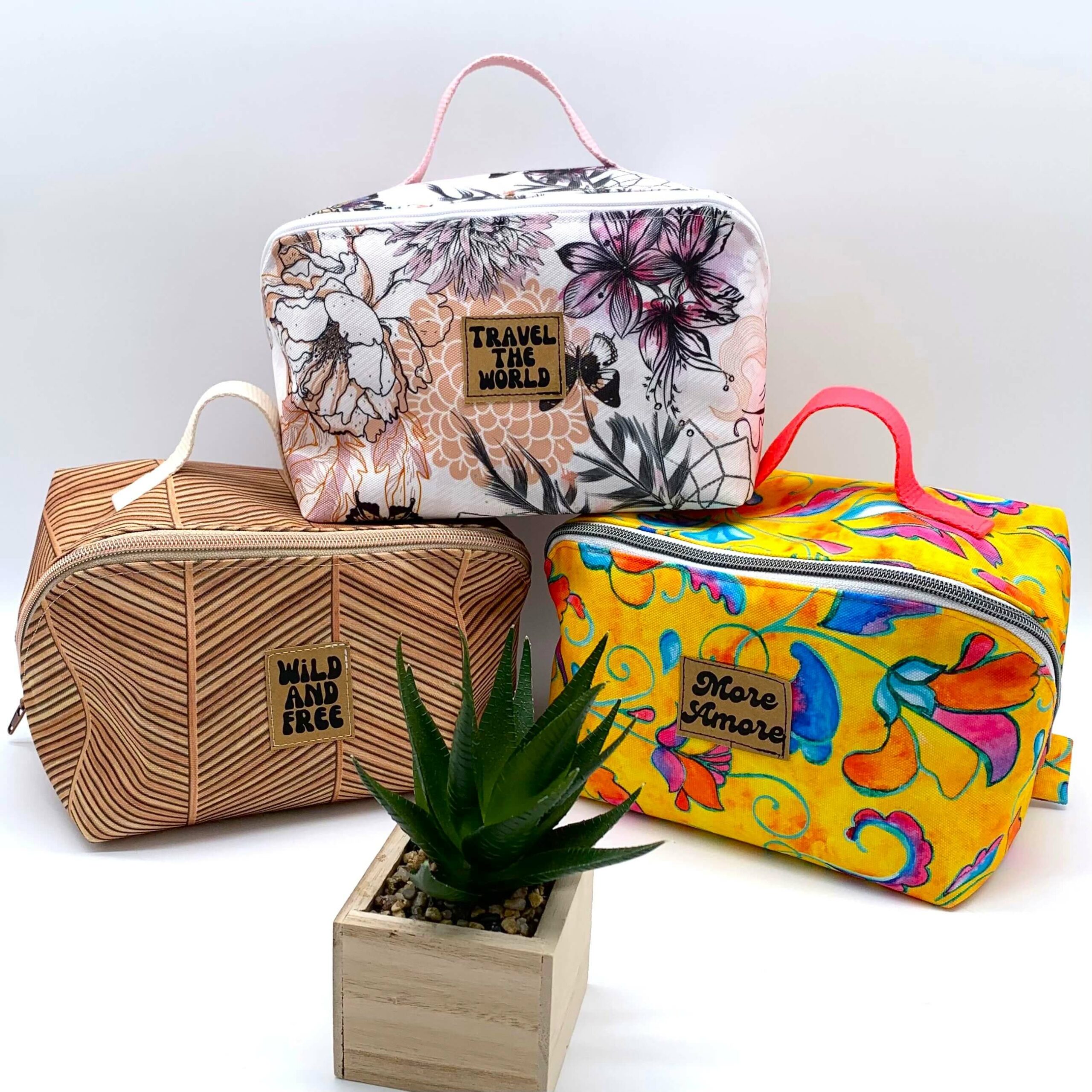 Trousse de toilette grande ouverture ensemble bis