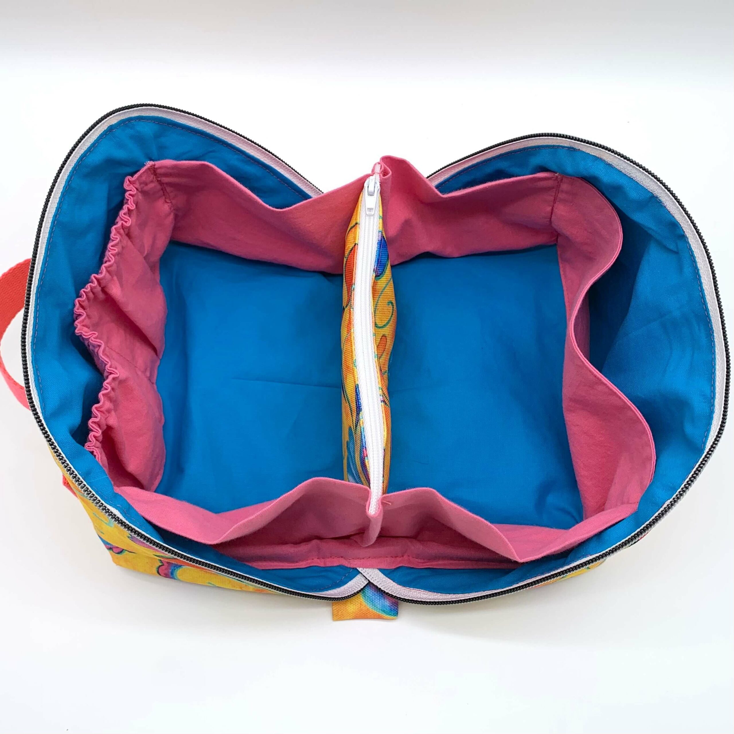 Trousse de toilette grande ouverture fleur dansante intérieur