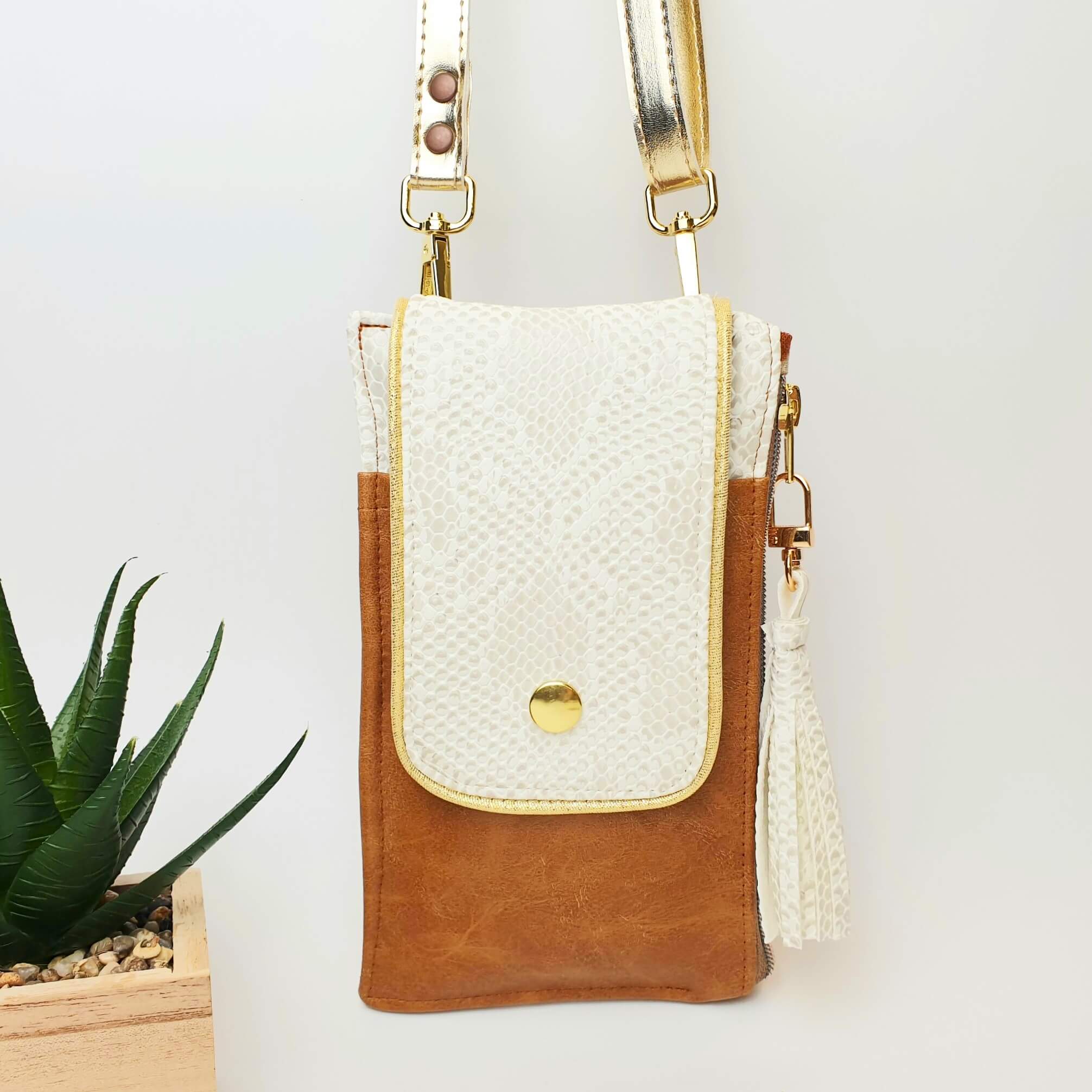 Pochette téléphone Dragon blanc & Simili camel face