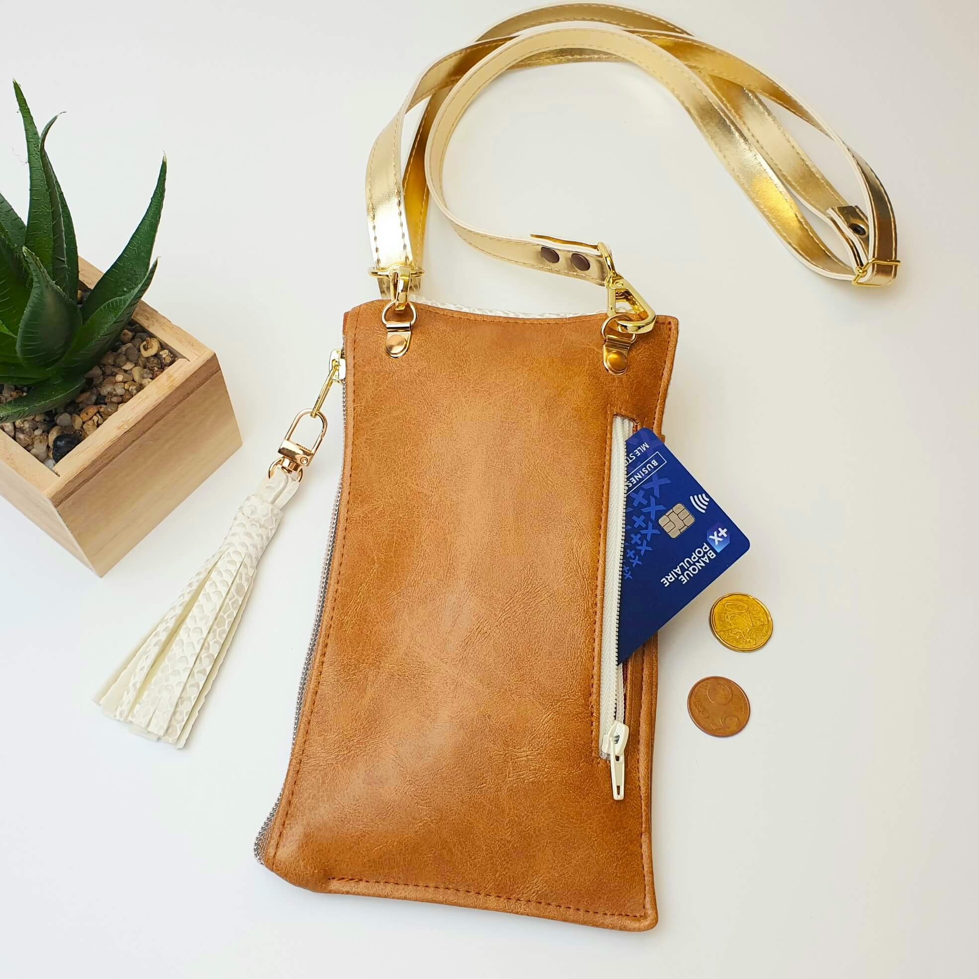 Pochette téléphone Dragon blanc & Simili camel smartphone