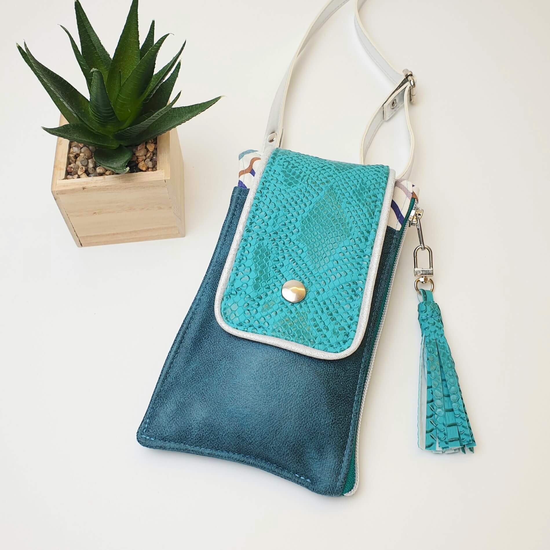 Pochette téléphone Dragon turquoise & Suédine bleu