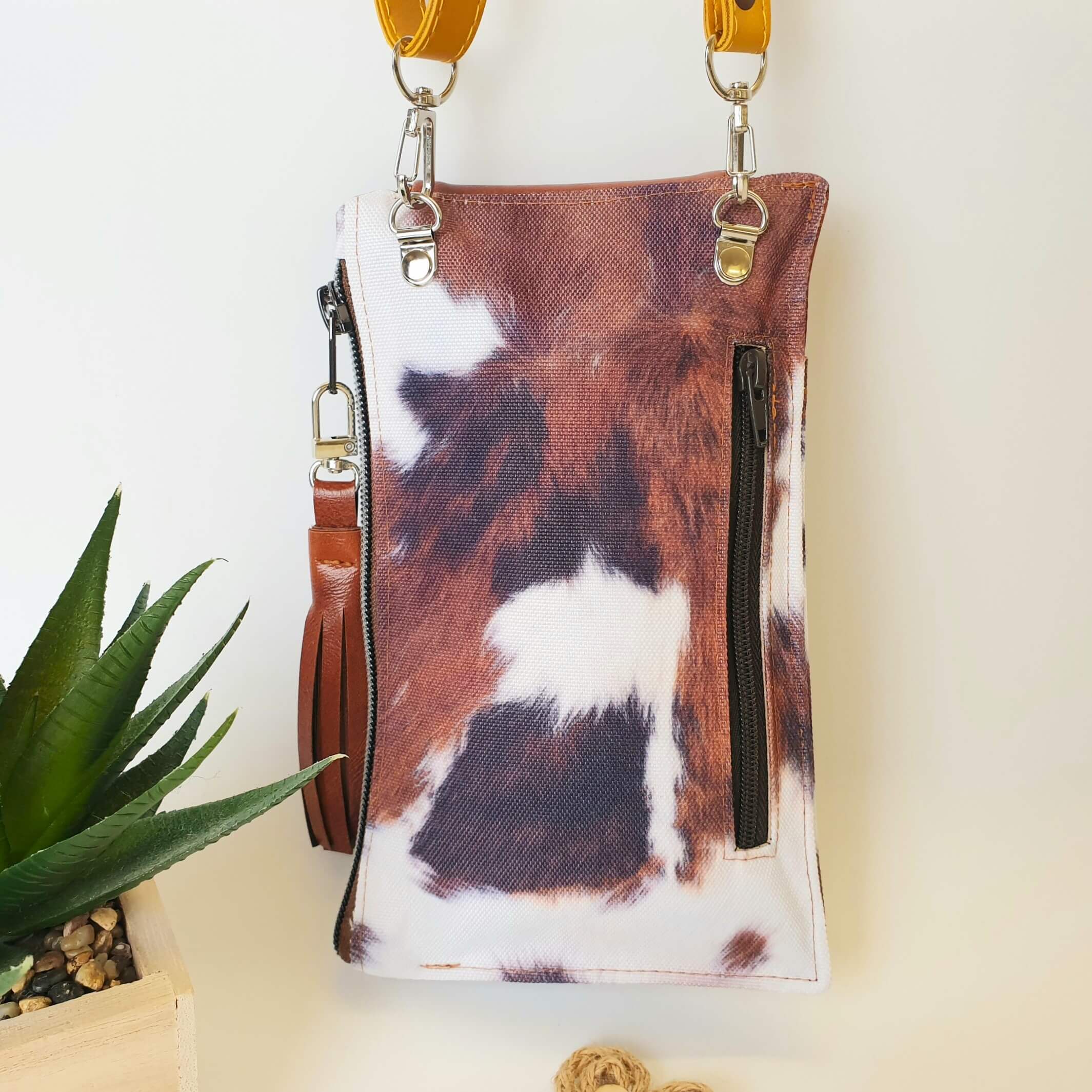 Pochette téléphone peau de bête & simili cuir marron dos