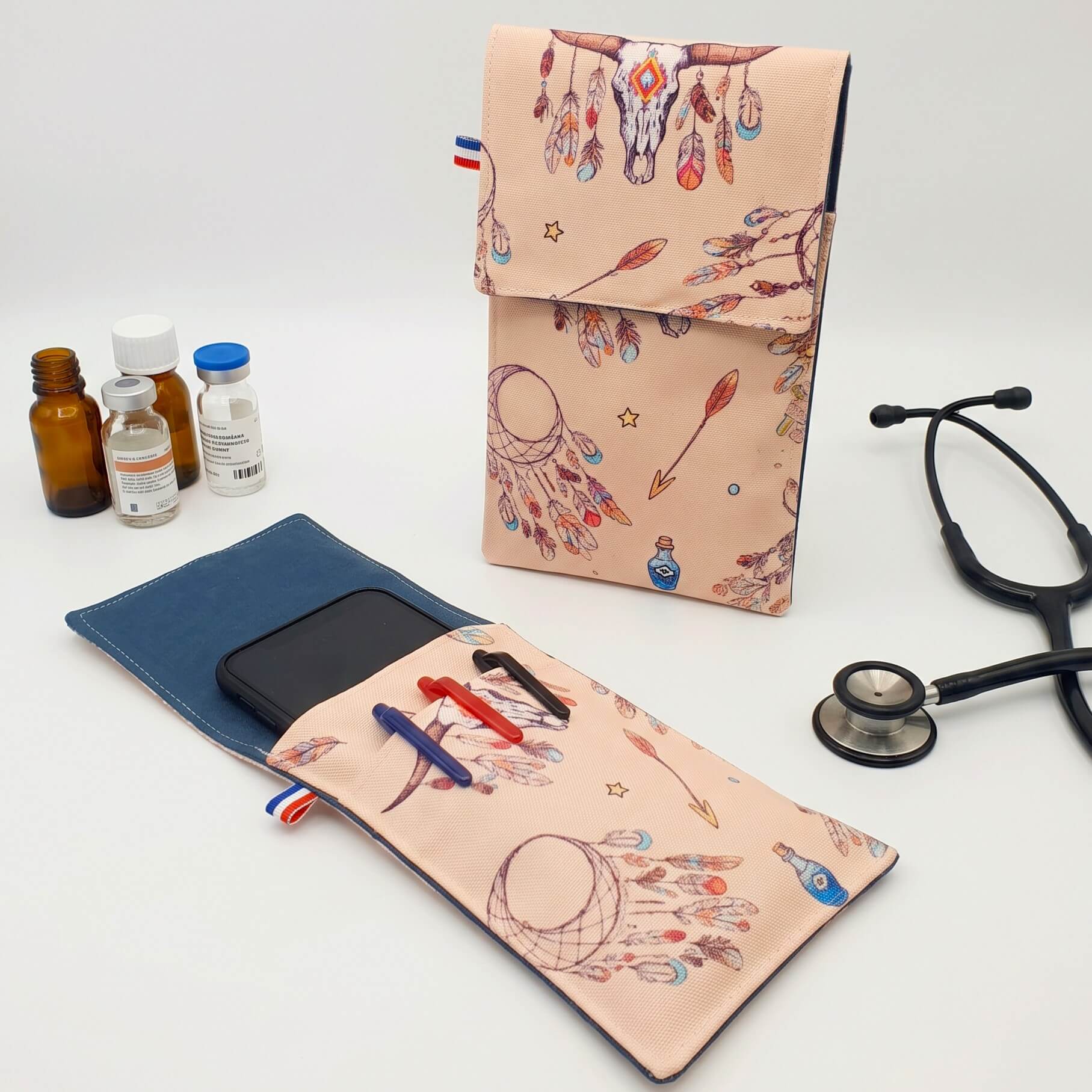 Pochette crayon pour le personnel soignant Attrape rêve présentation