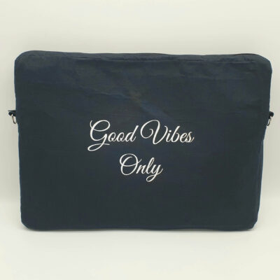 Pochette d'ordinateur sur-mesure face 1