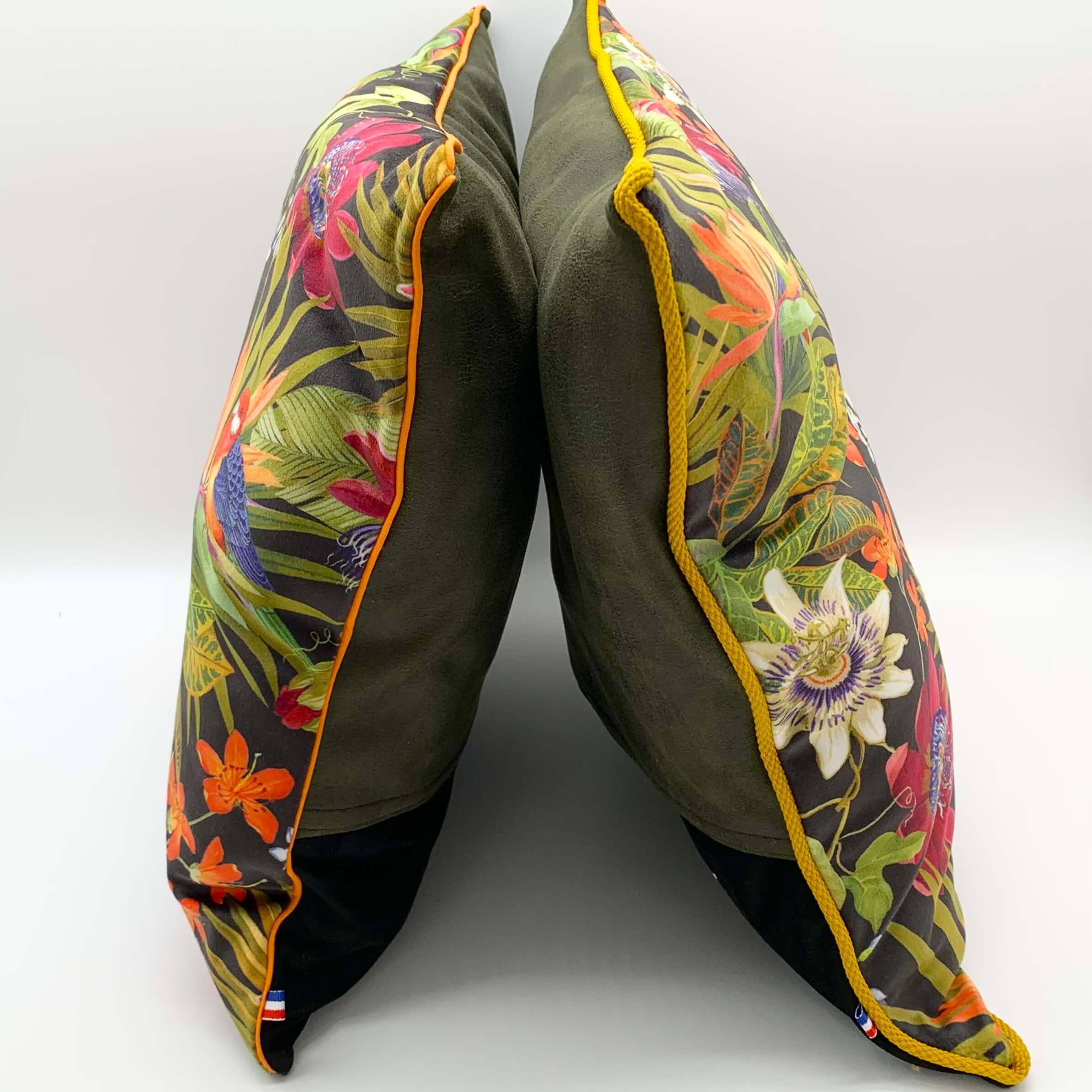 Coussin 40cm x 40cm passepoil