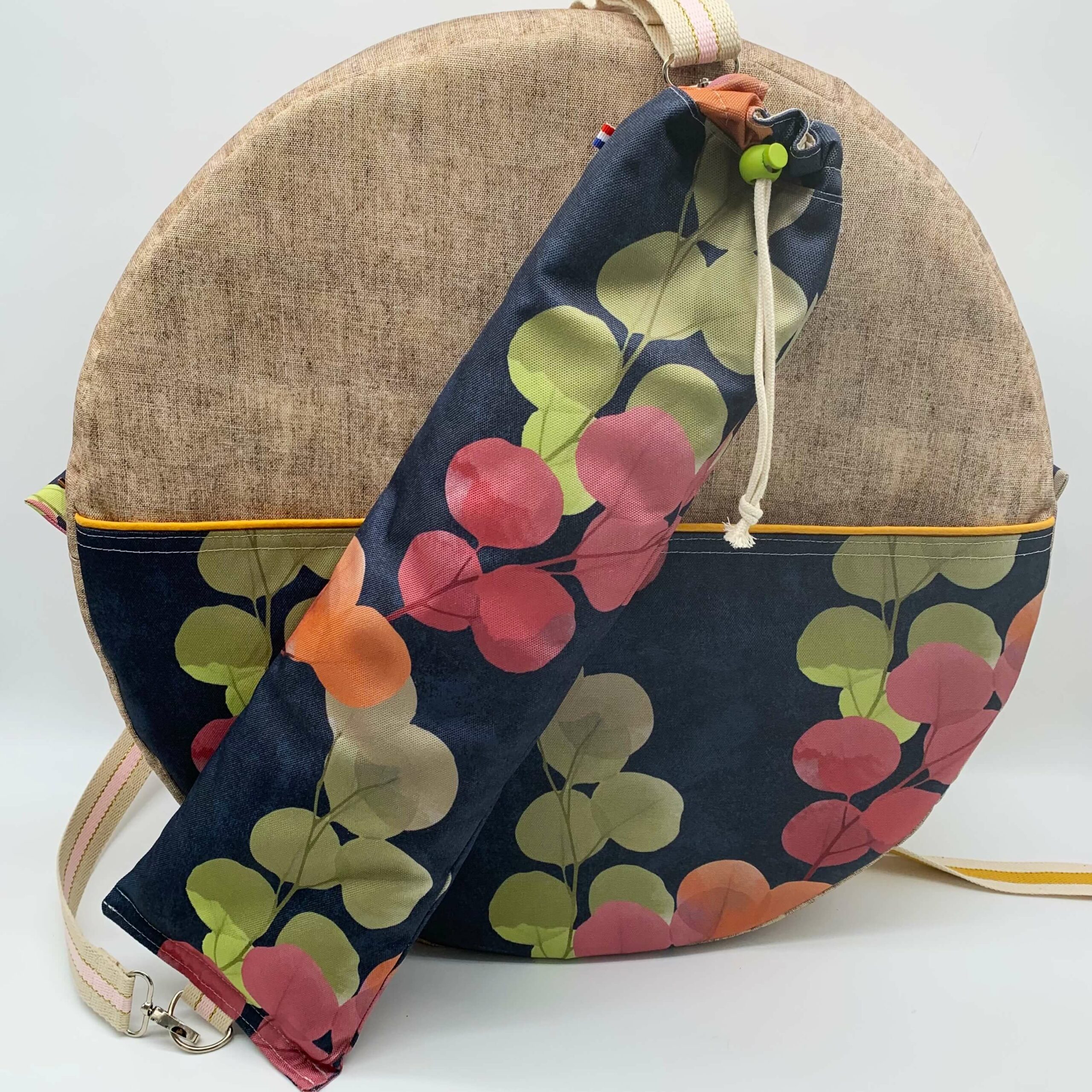Sac à dos pour tambour chamanique 45 cm Eucalyptus face mailloche