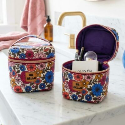 Mini vanity Cerise présentation